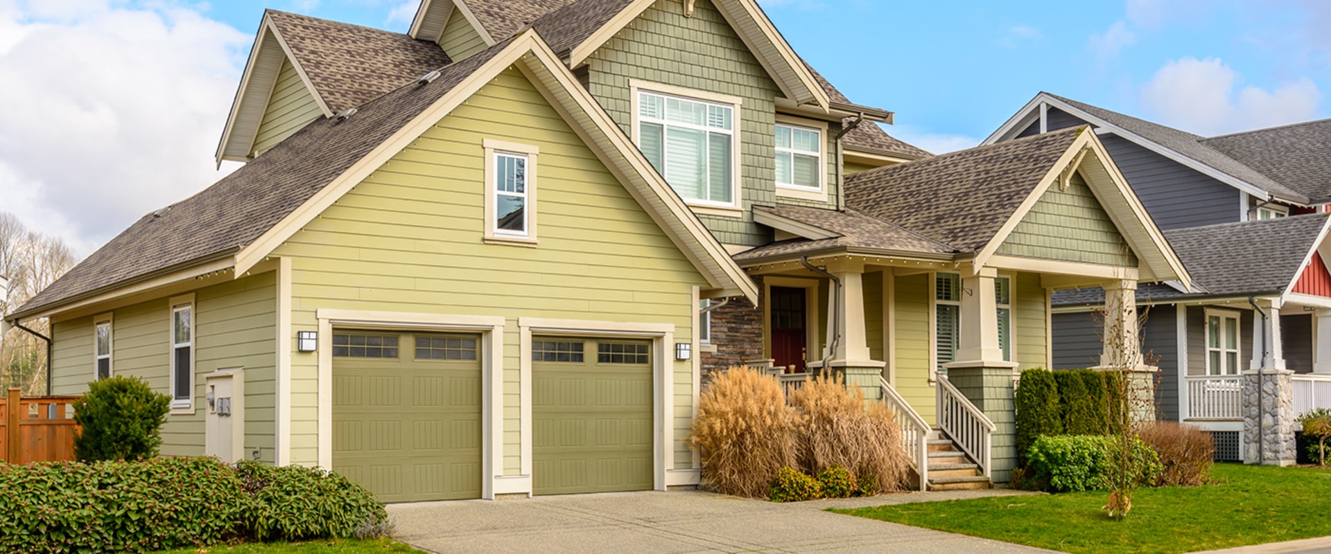 What percentage of homes sell for sale by owner?